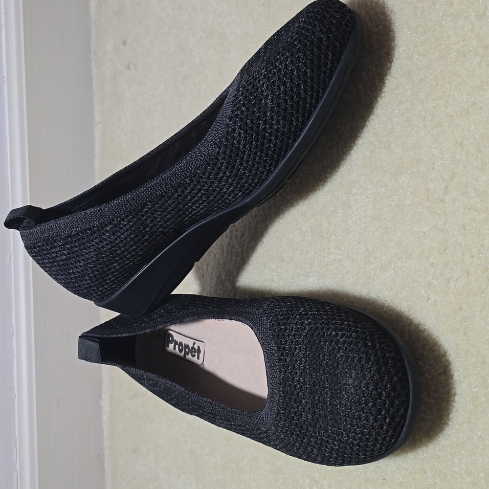 Propet Yen Women's Knit Slip-On – Black - 8.5 EE